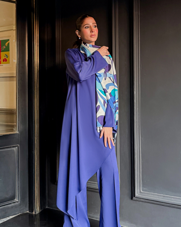 Asymmetric Set